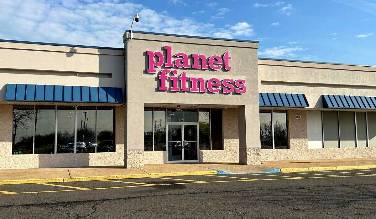 Bristol Planet Fitness Grand Opening